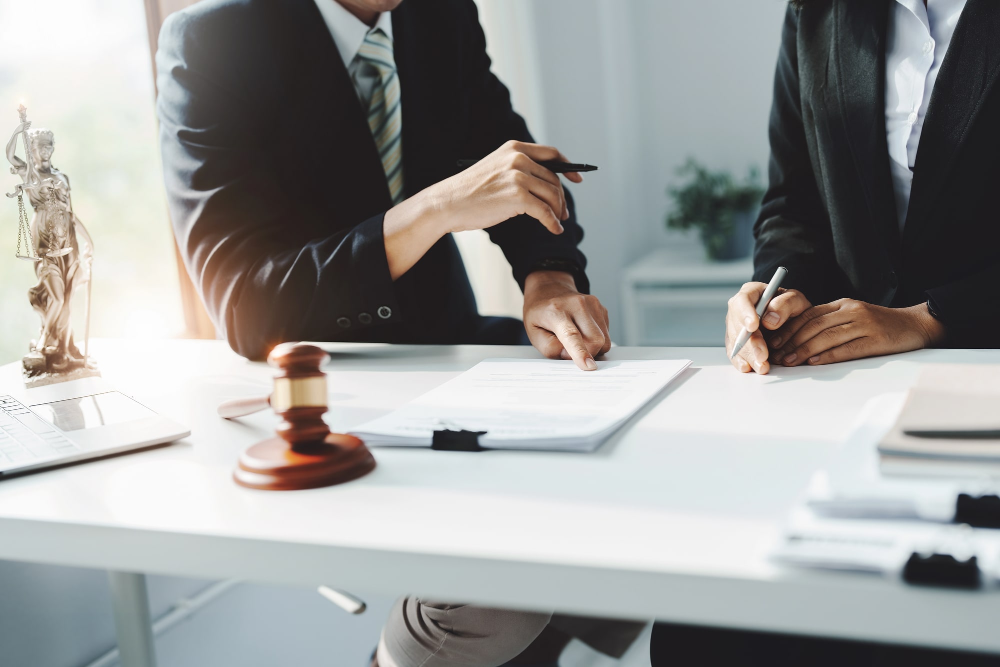 Irvine, CA Business Litigation Lawyer